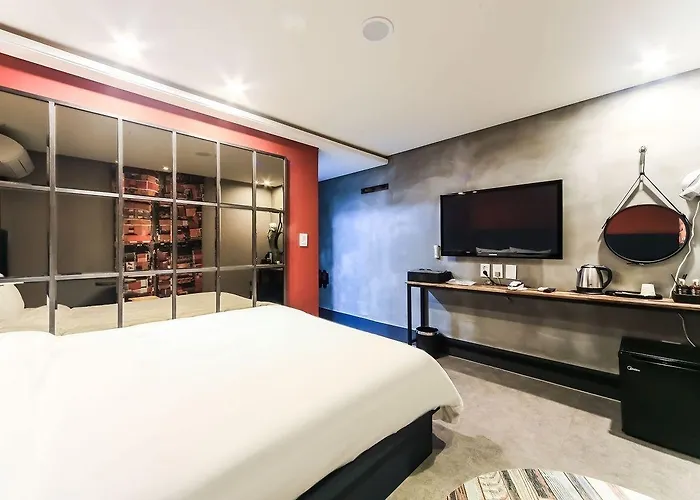 Sol Hotel